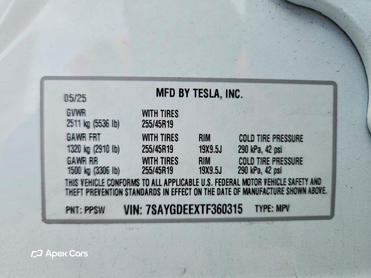 Tesla Model Y 2026