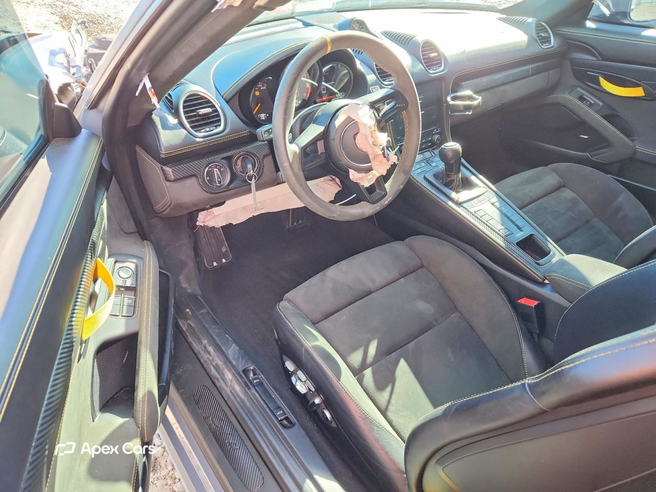 Porsche Cayman 2023