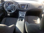 Chrysler 200 2016