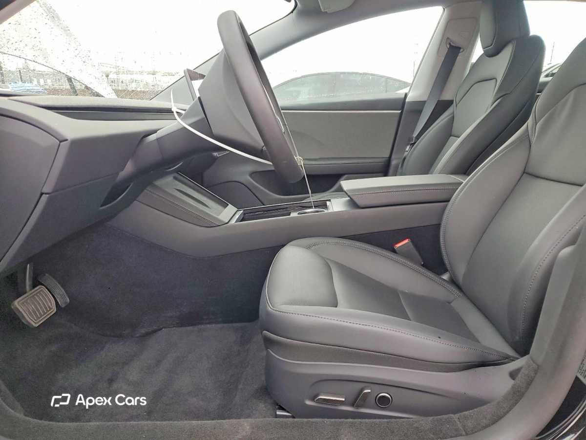 Tesla Model 3 2025
