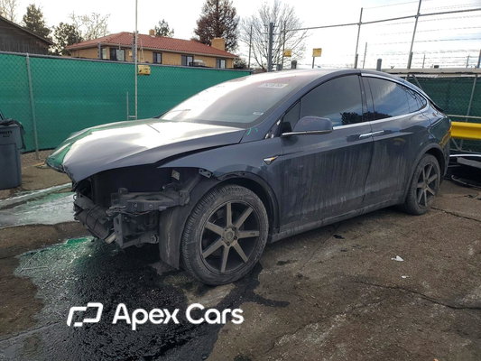 Tesla Model X 2018 - Image 1 of 13