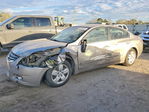 Nissan Altima 2012