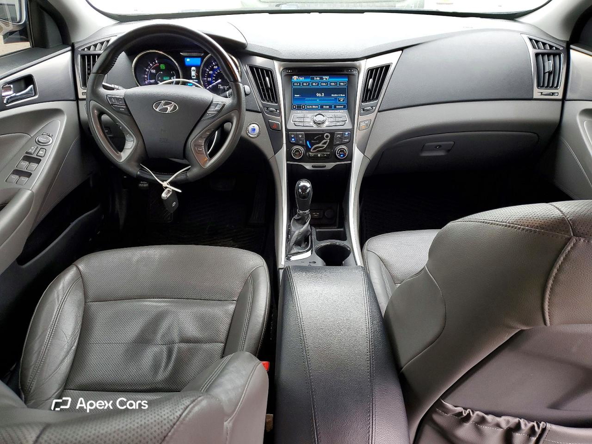 Hyundai Sonata 2012