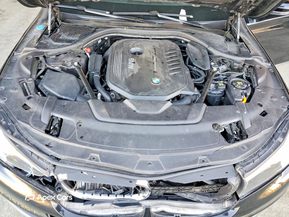 BMW Series 7 2016