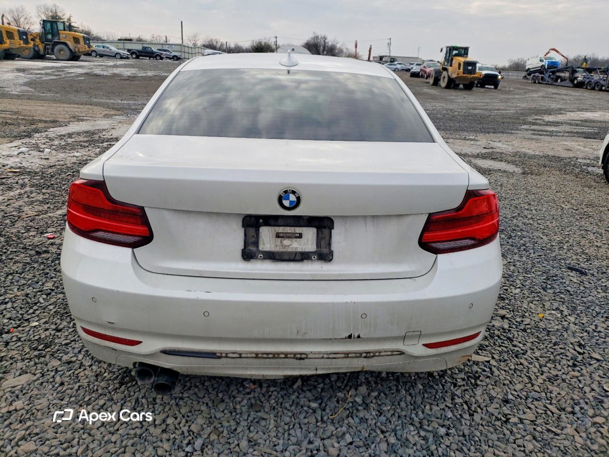 BMW Series 2 2018