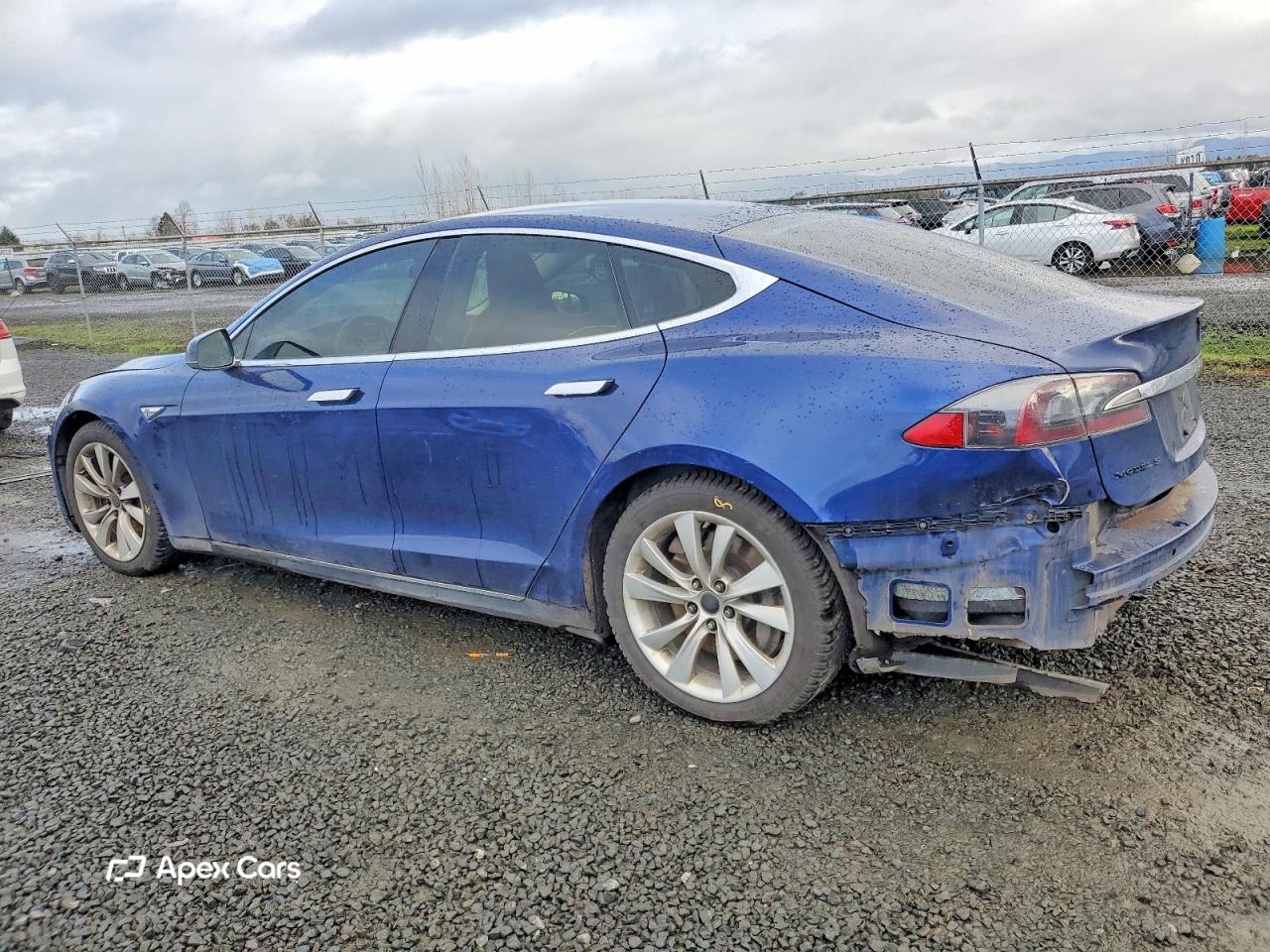Tesla Model S 2015