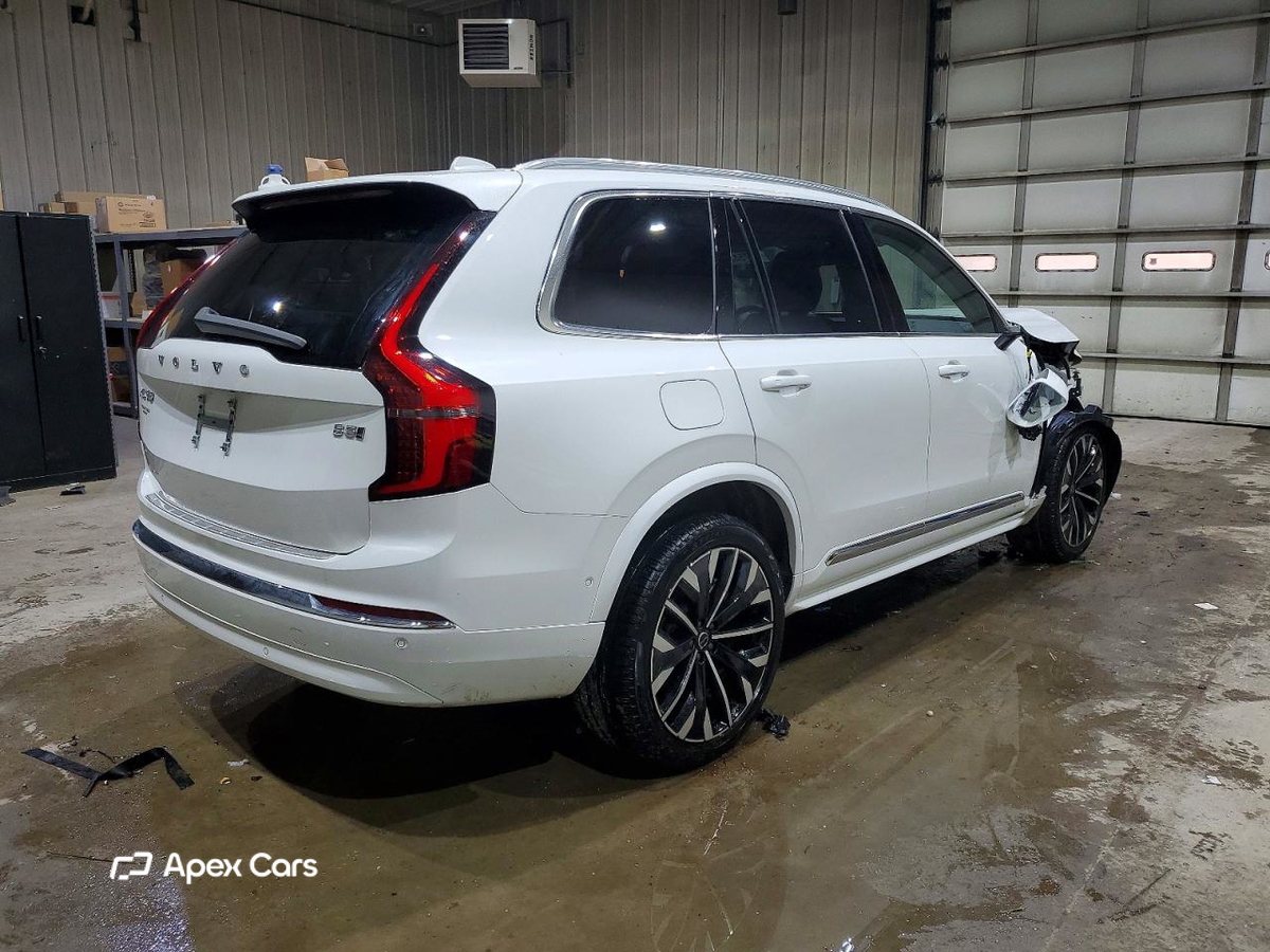 Volvo XC90 2025