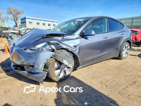 Tesla Model Y 2023 - Image 1 of 14
