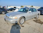Lincoln Town Car 2004