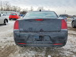 Chrysler 300 2023