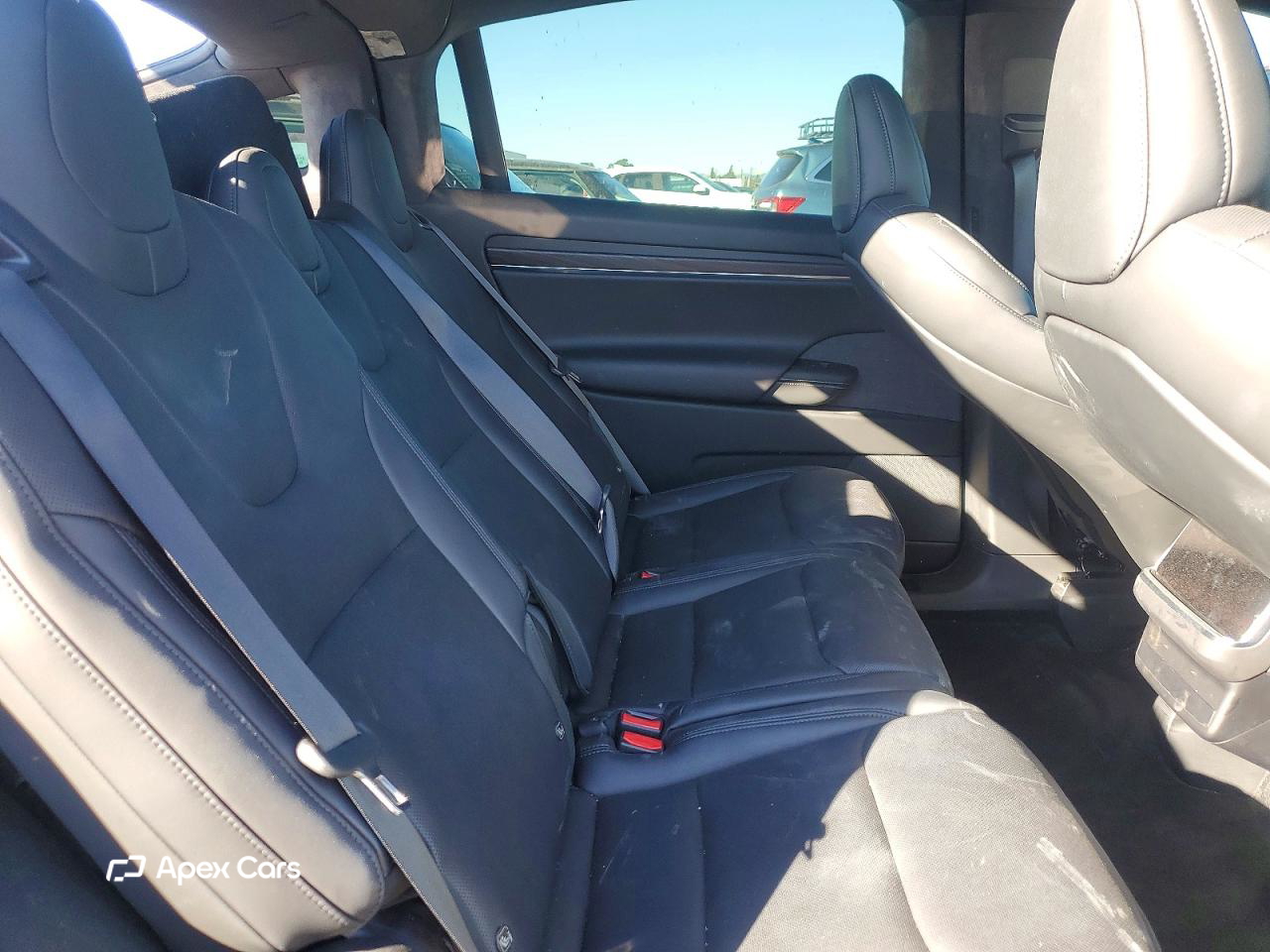 Tesla Model X 2023