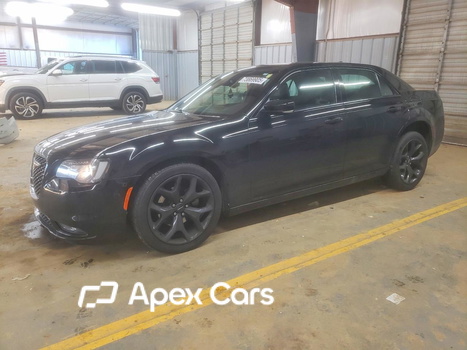 Chrysler 300 2022 - Image 1 of 13