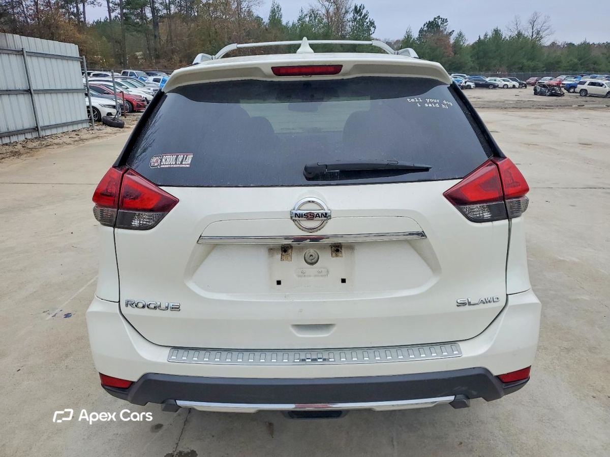 Nissan Rogue 2018