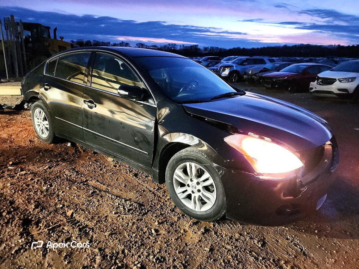 Nissan Altima 2011
