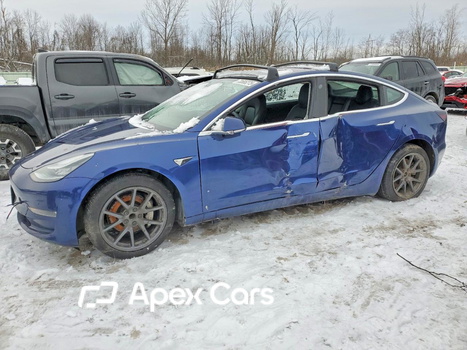 Tesla Model 3 2018 - Image 1 of 13