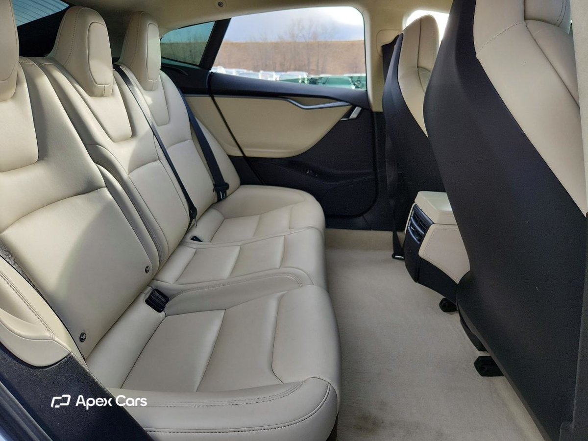 Tesla Model S 2018