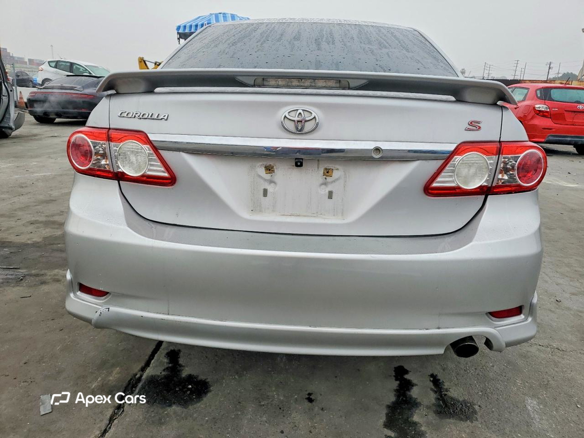 Toyota Corolla 2012