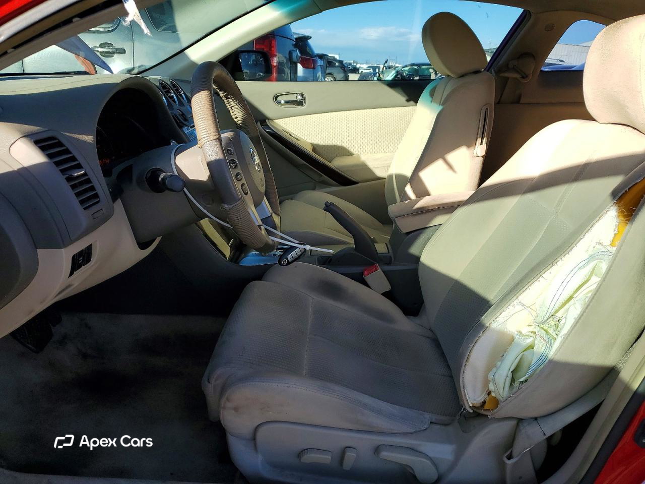 Nissan Altima 2010