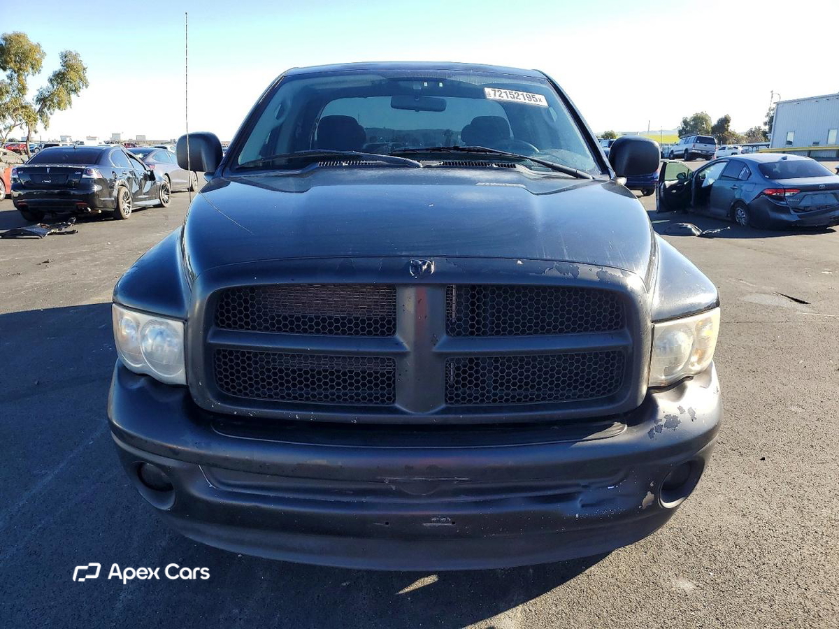 Dodge RAM 2005