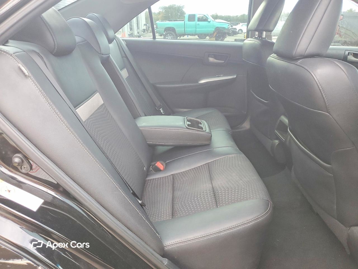 Toyota Camry 2014