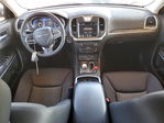 Chrysler 300 2022