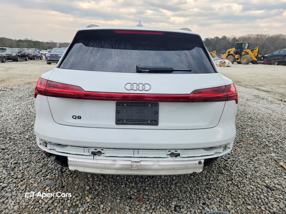 Audi Q8 2024