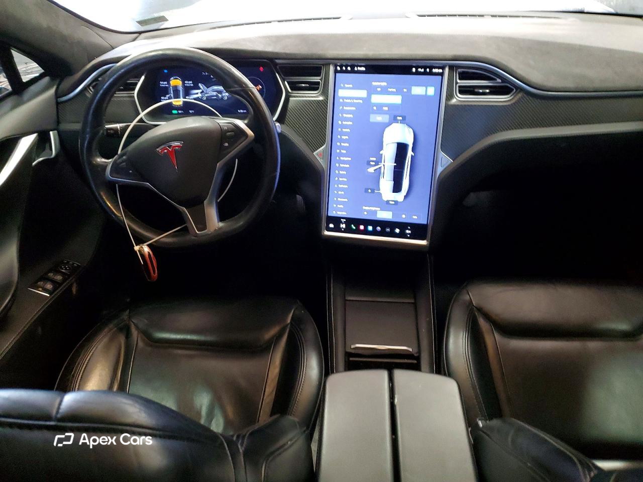Tesla Model S 2015