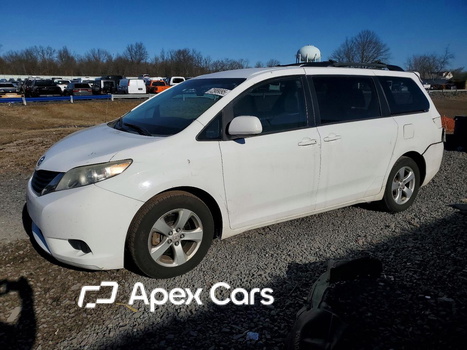 Toyota Sienna 2012 - Image 1 of 14
