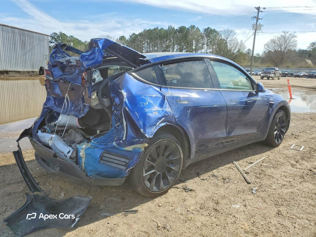 Tesla Model Y 2024
