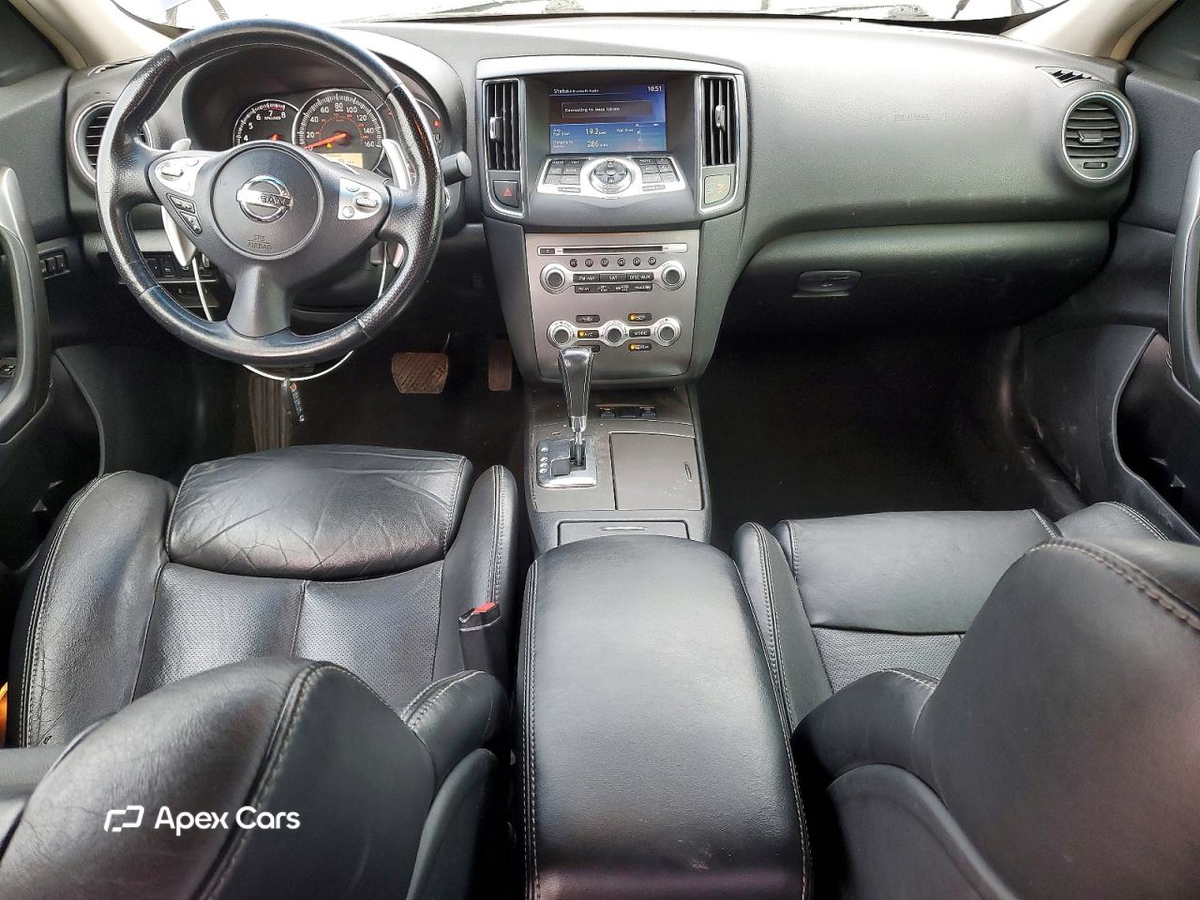 Nissan Maxima 2012