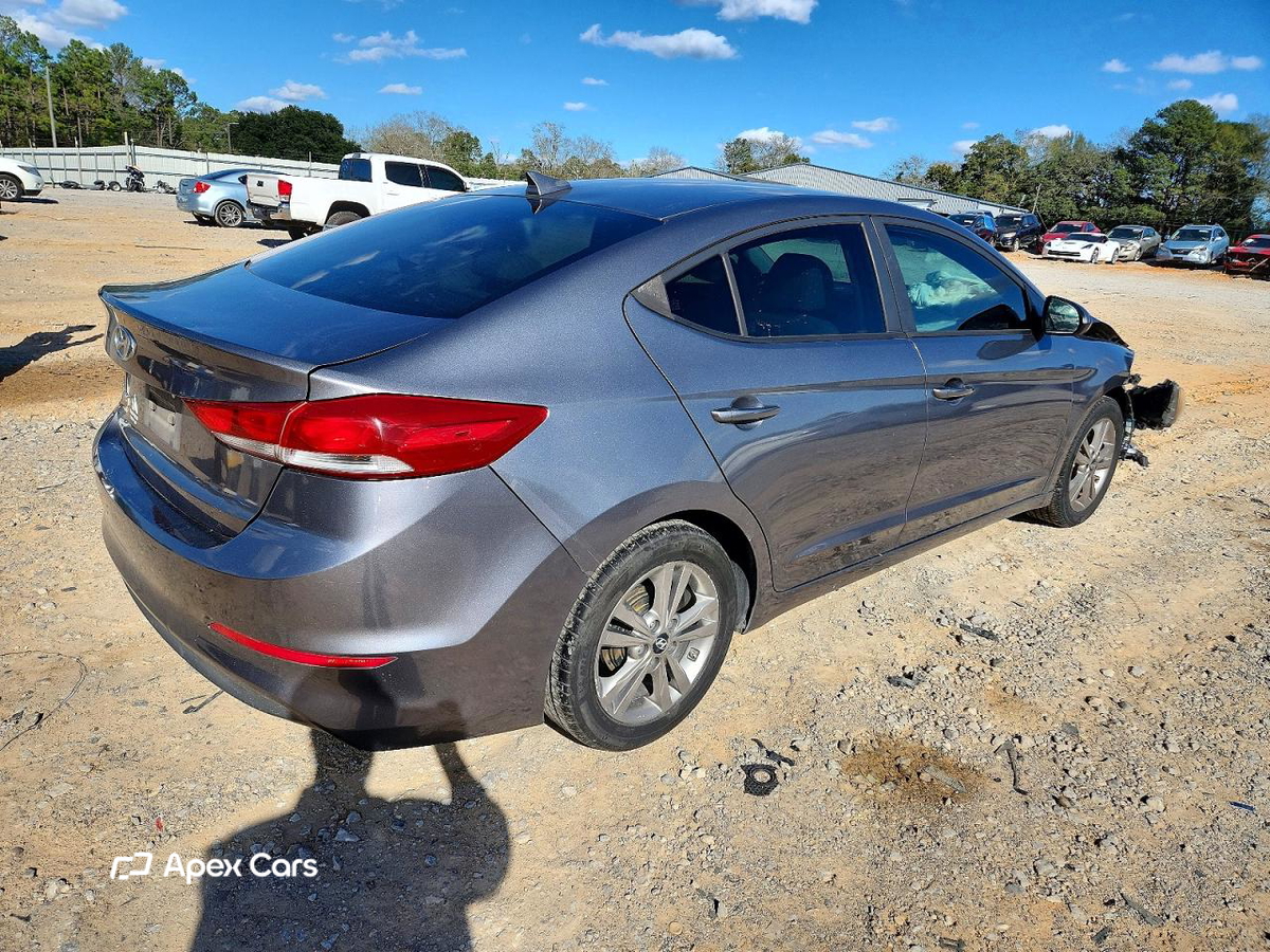 Hyundai Elantra 2017