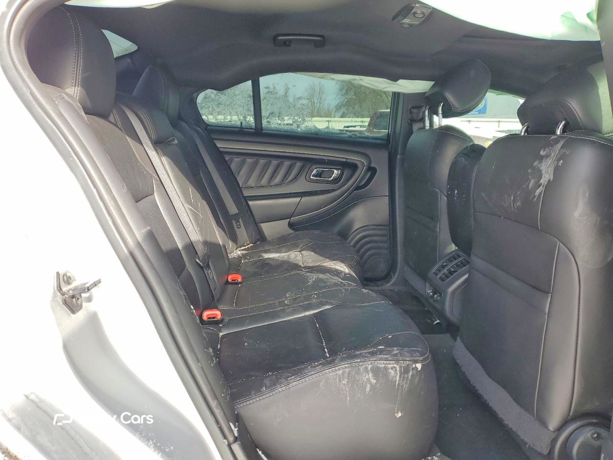 Ford Taurus 2015