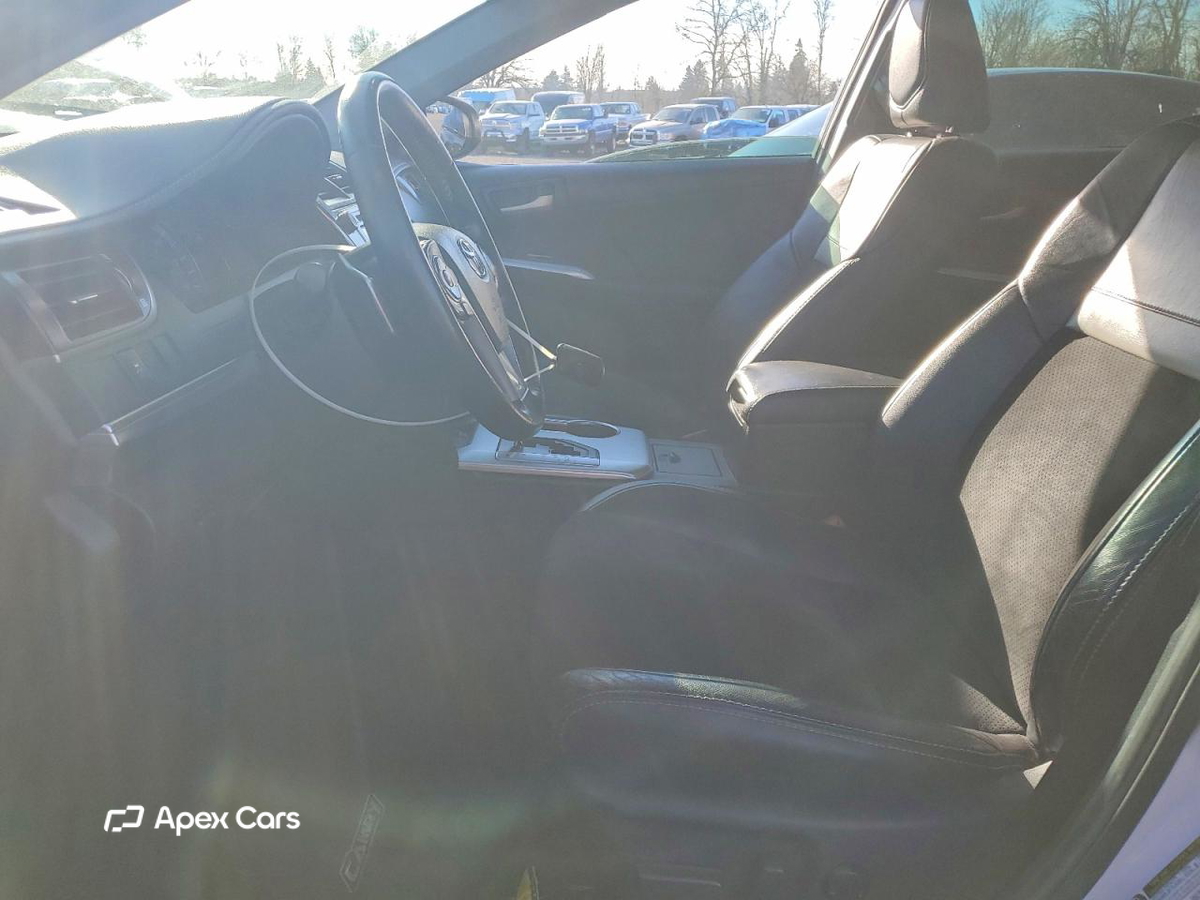 Toyota Camry 2012