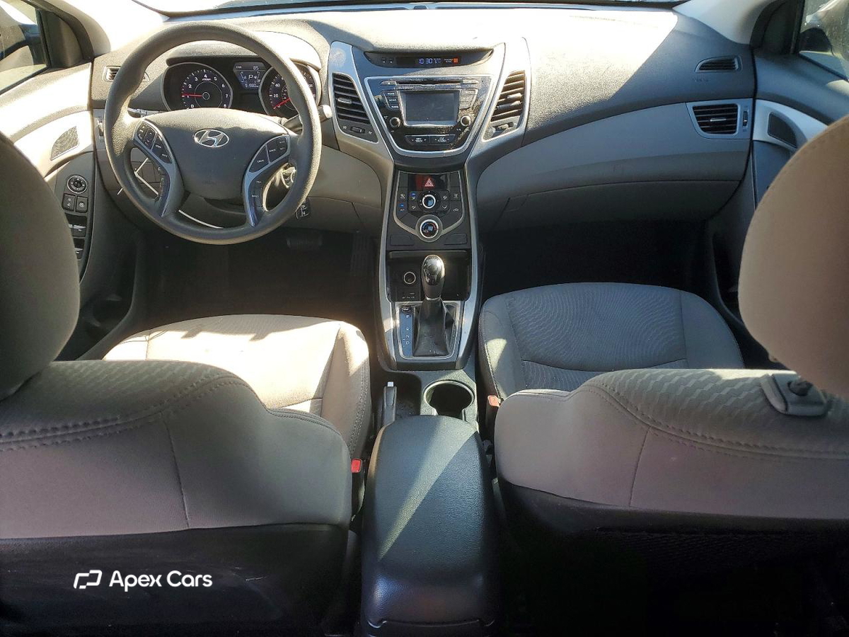 Hyundai Elantra 2016