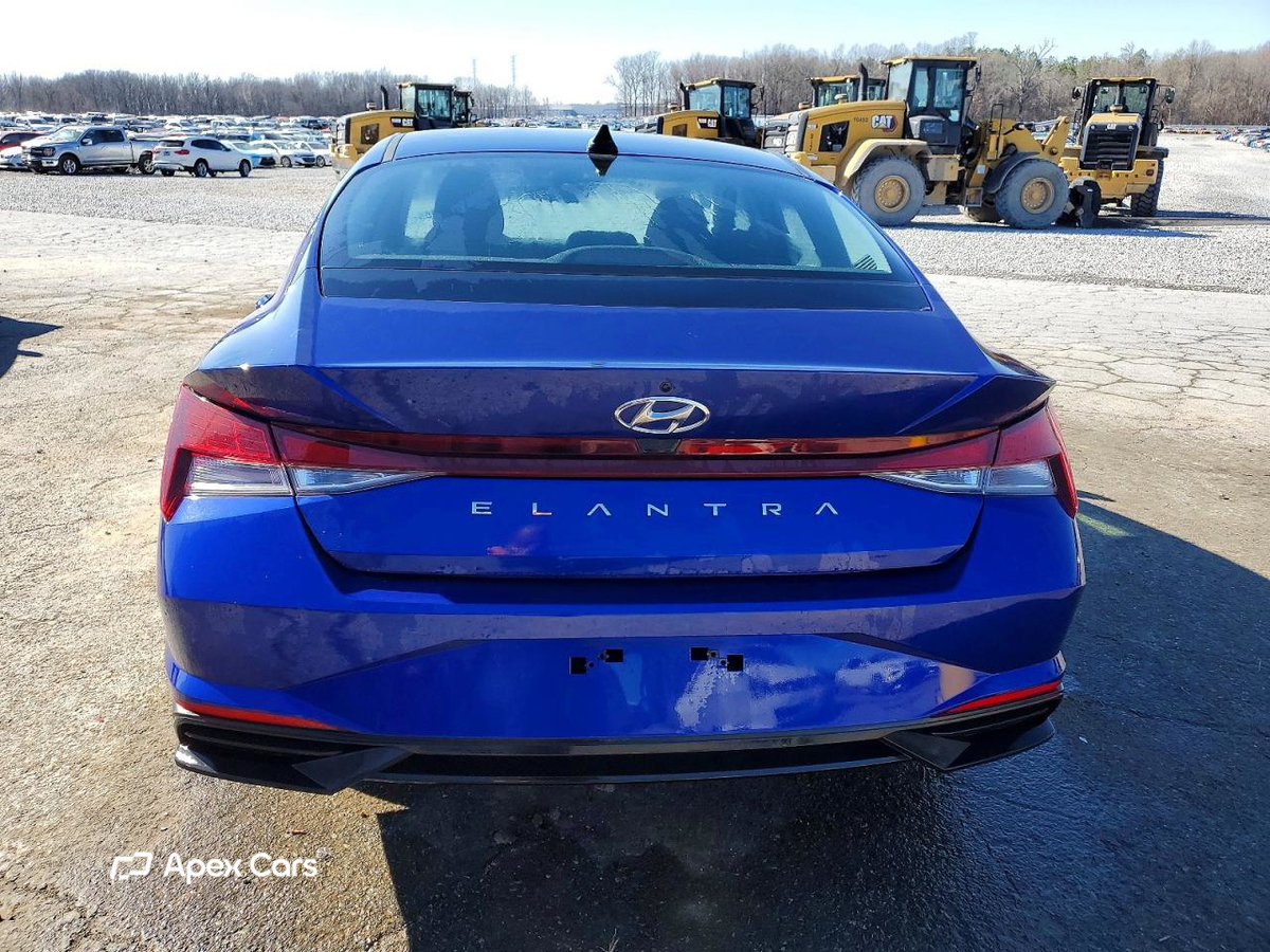 Hyundai Elantra 2023