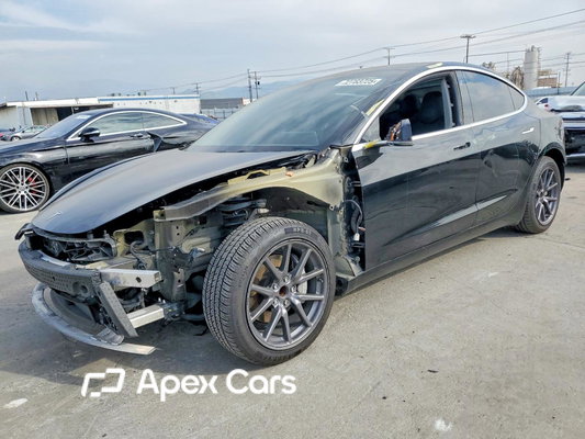 Tesla Model 3 2019 - Image 1 of 14