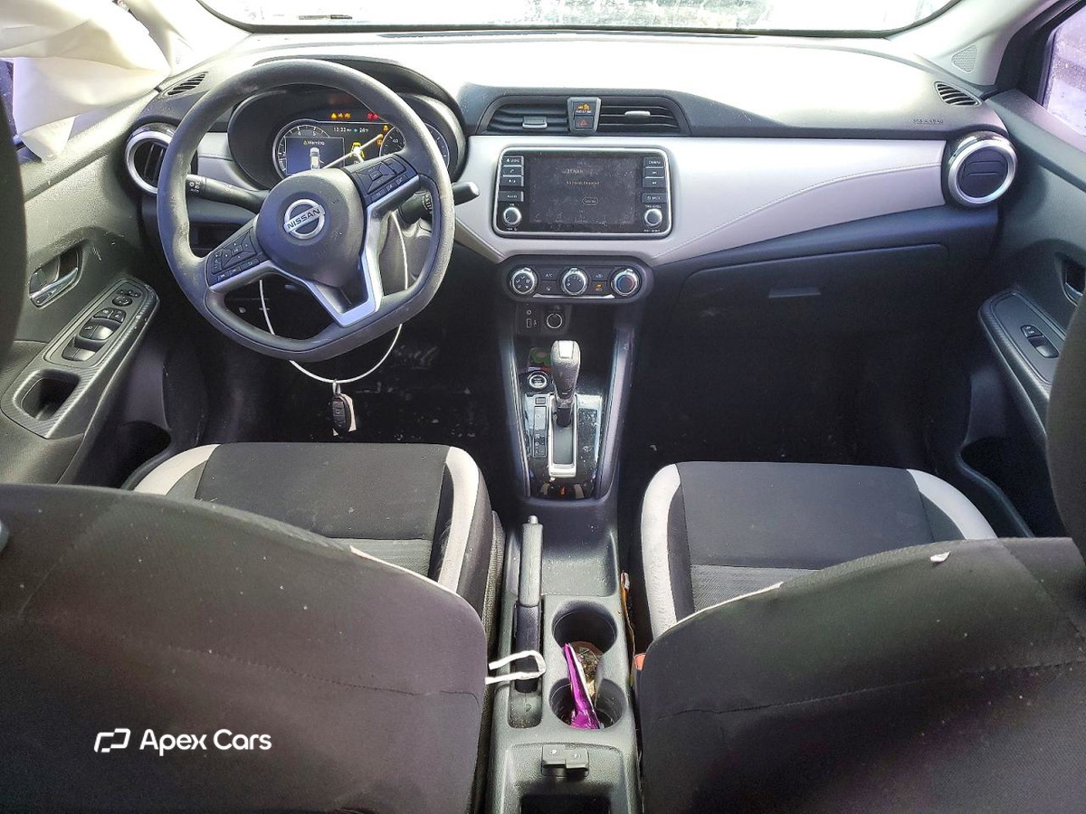 Nissan Versa 2021