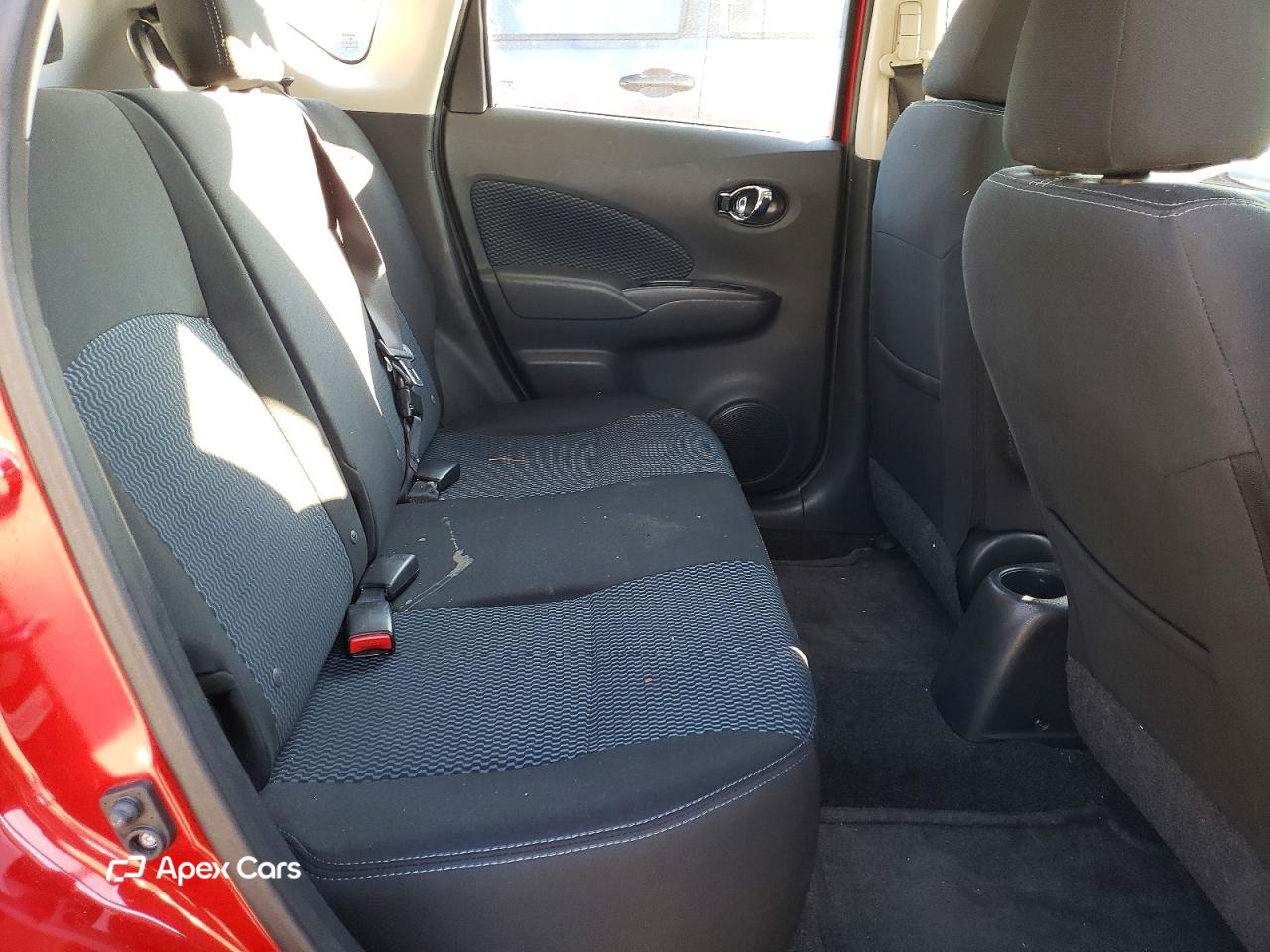 Nissan Versa 2015