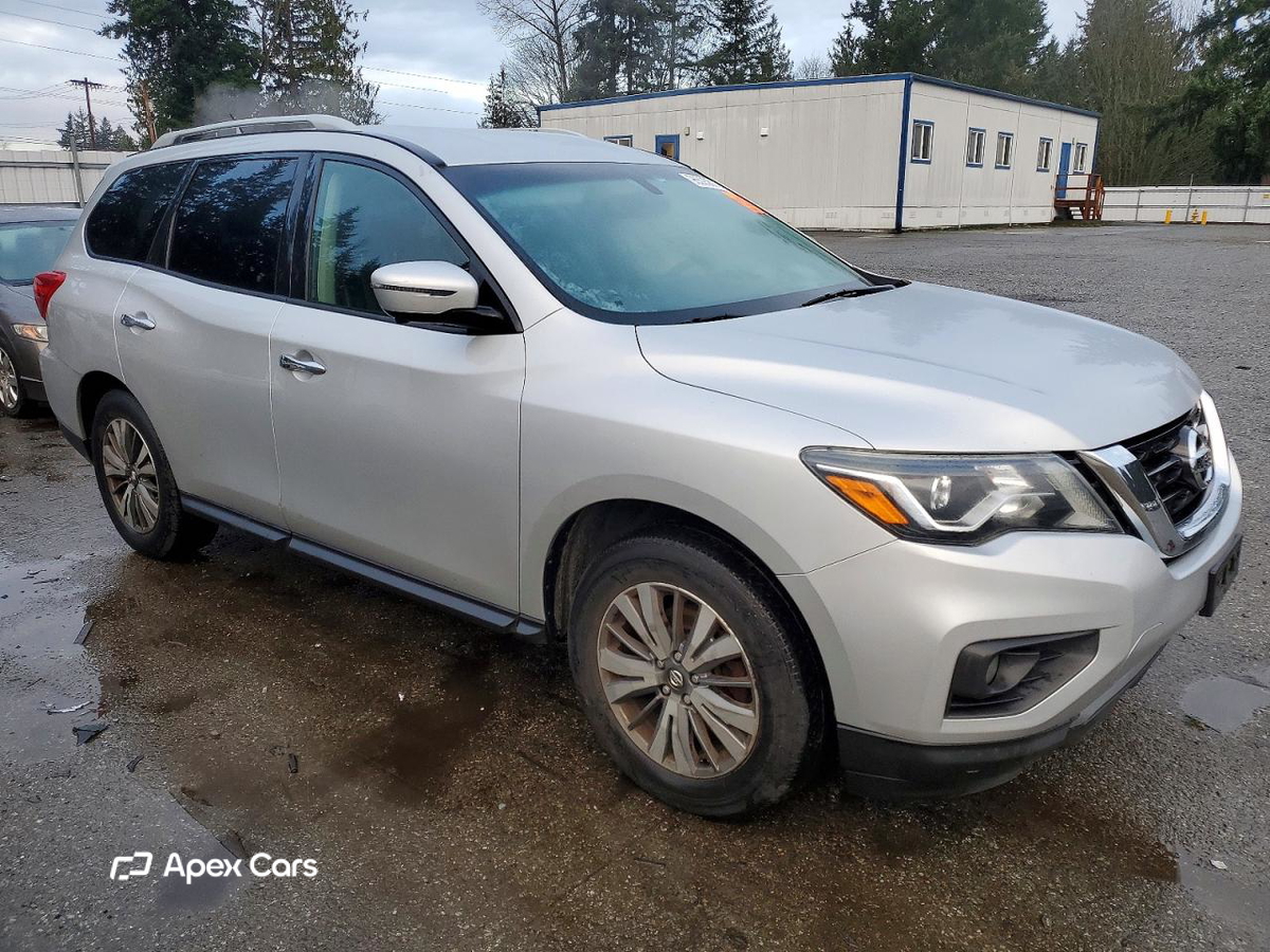 Nissan Pathfinder 2017