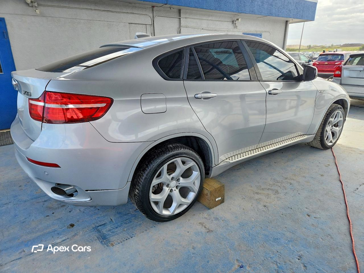 BMW X6 2014