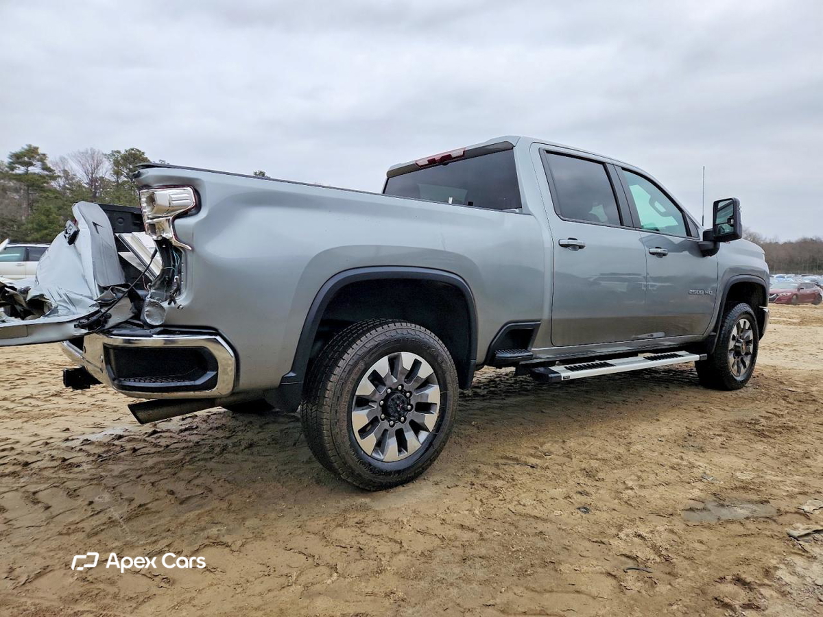 Chevrolet Silverado 2025