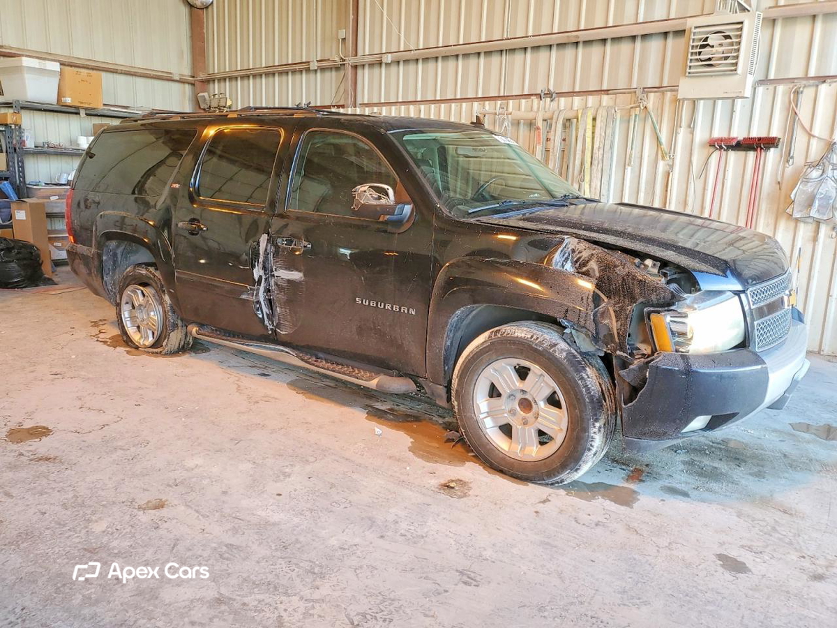Chevrolet Suburban 2012