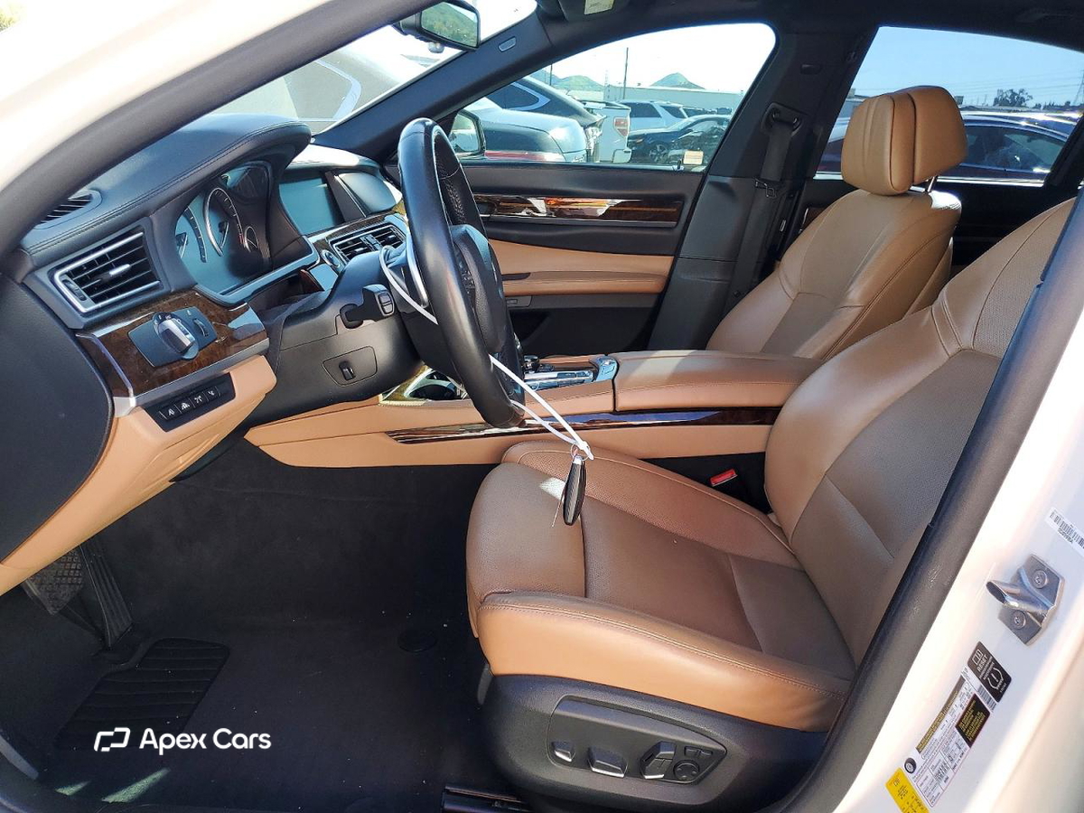 BMW Series 7 2013