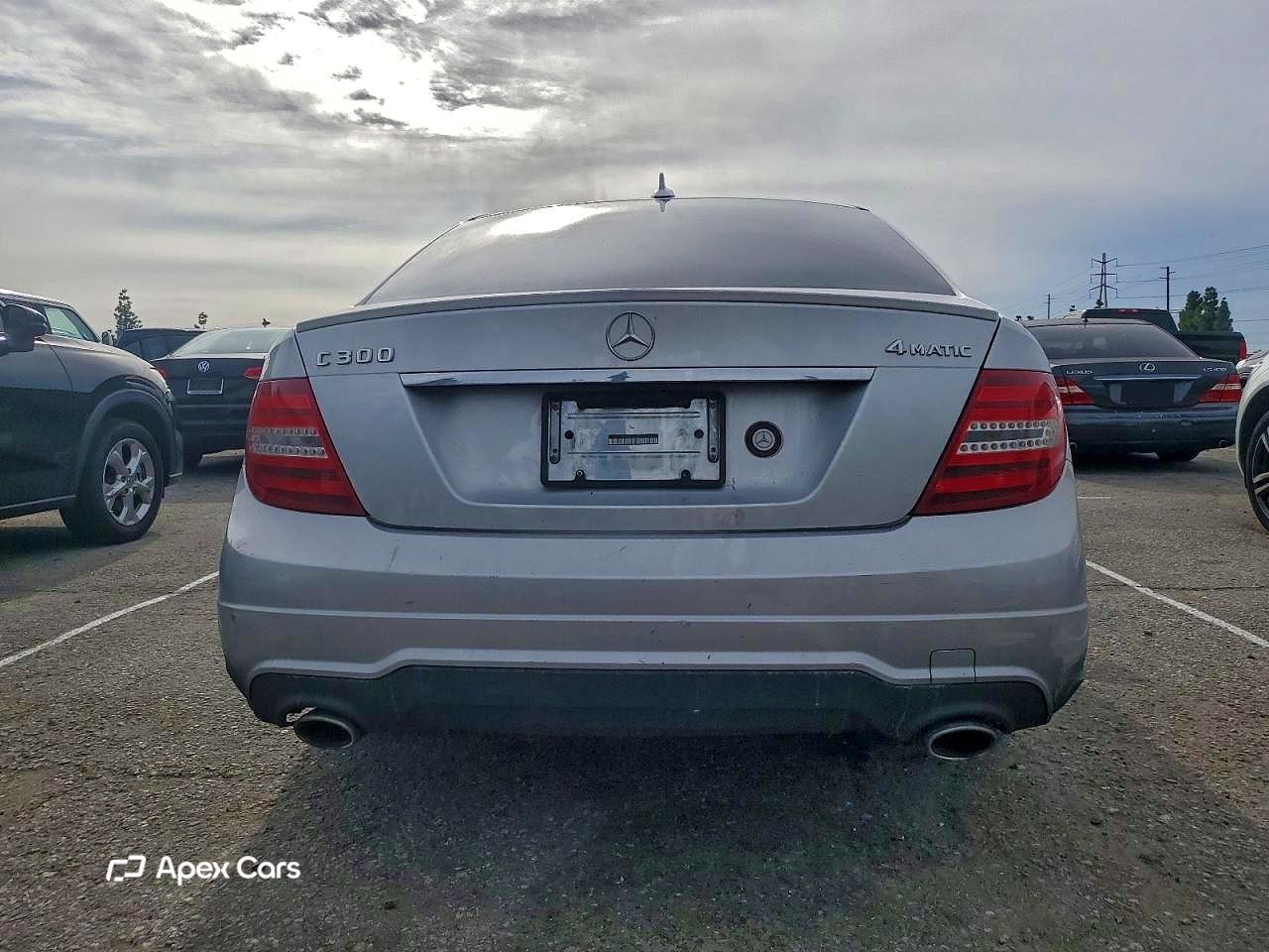 Mercedes-Benz  2012