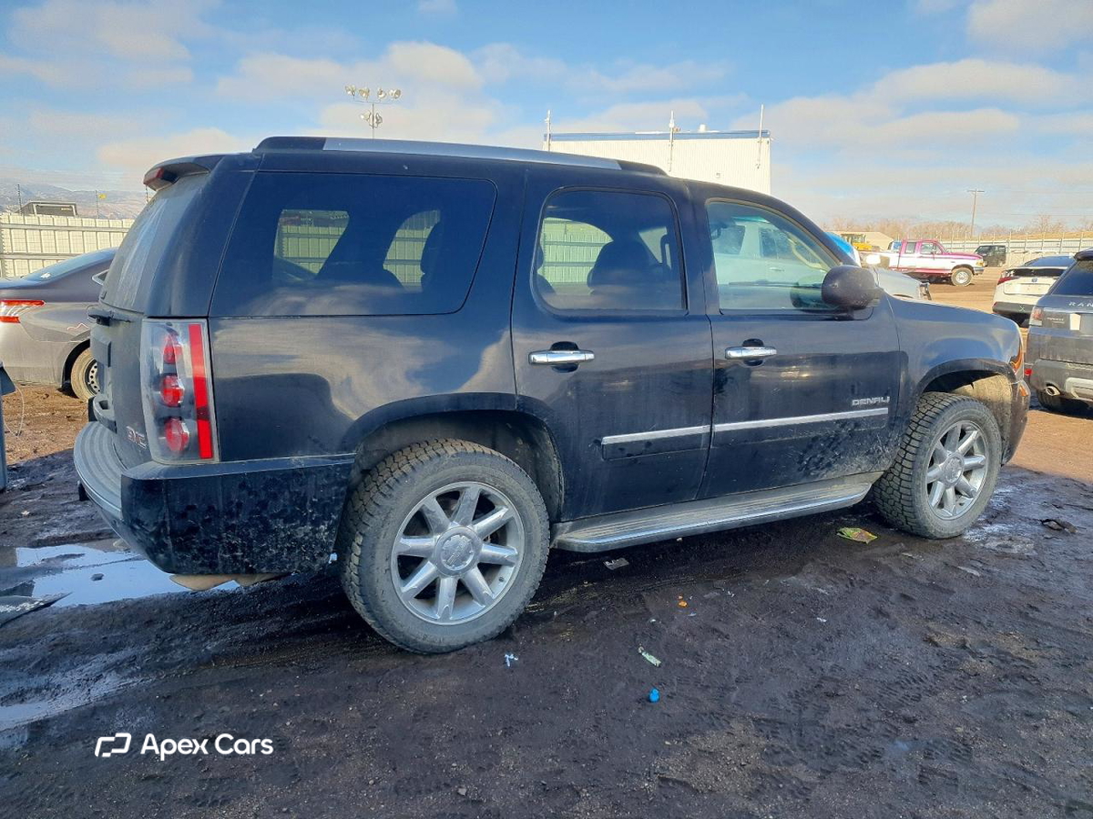 GMC Yukon 2013