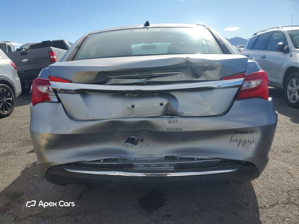 Chrysler 200 2013