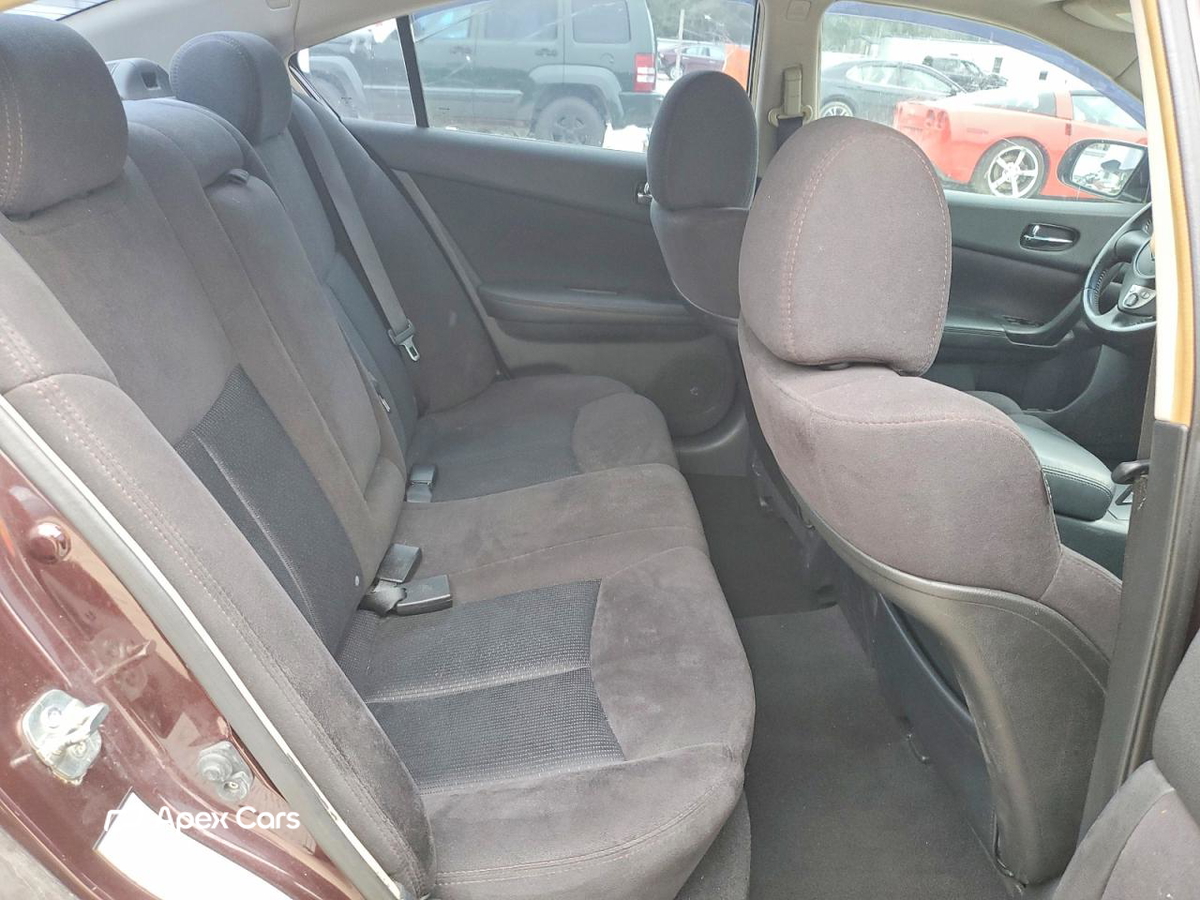 Nissan Maxima 2014