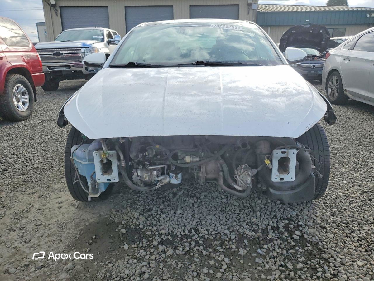 Hyundai Elantra 2019