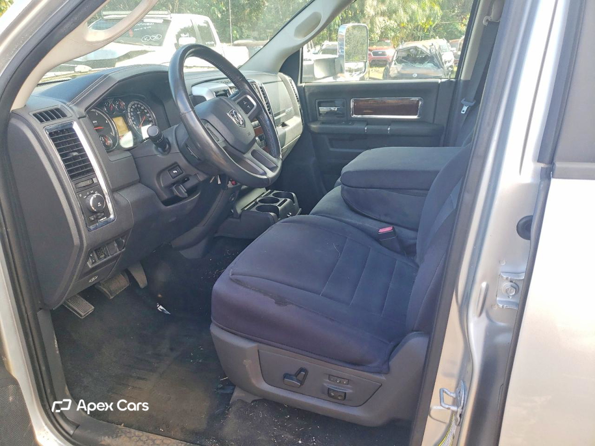 Dodge RAM 2011
