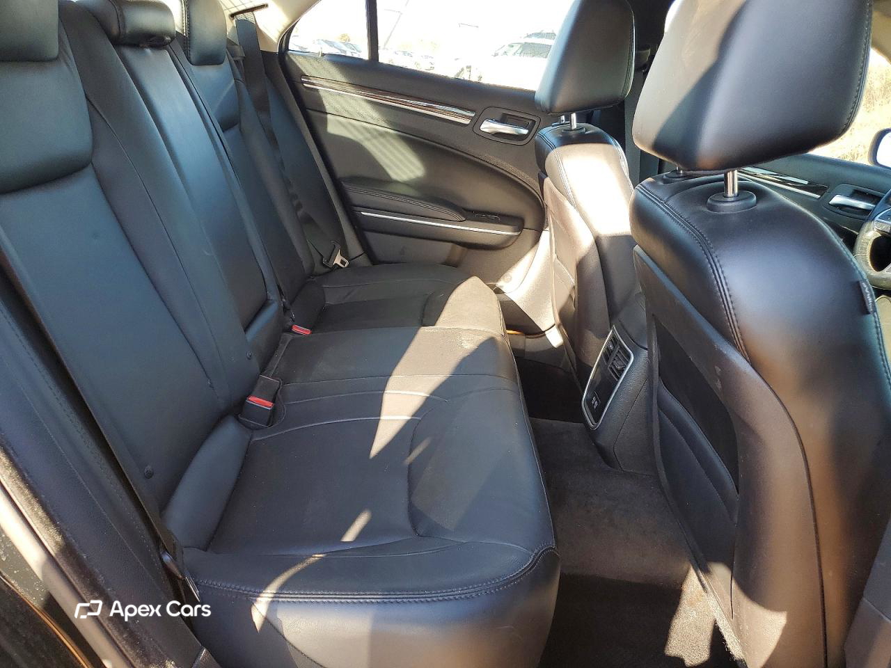 Chrysler 300 2015